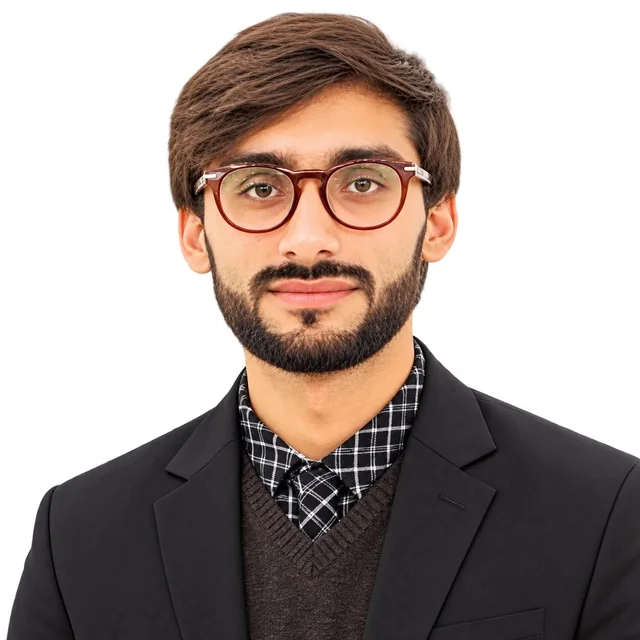 Musa, founder and CEO of Peptide Web Agency